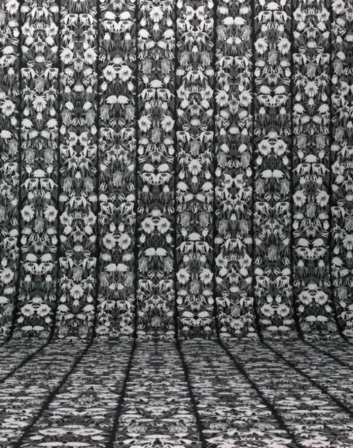 JOB-06 Withered Flowers Black Wallpaper by Studio Job